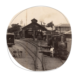 沖縄には、かつて鉄道が走っていました